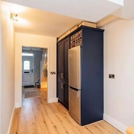 3 Bedroom In The Heart Of Holiday home Kilkenny